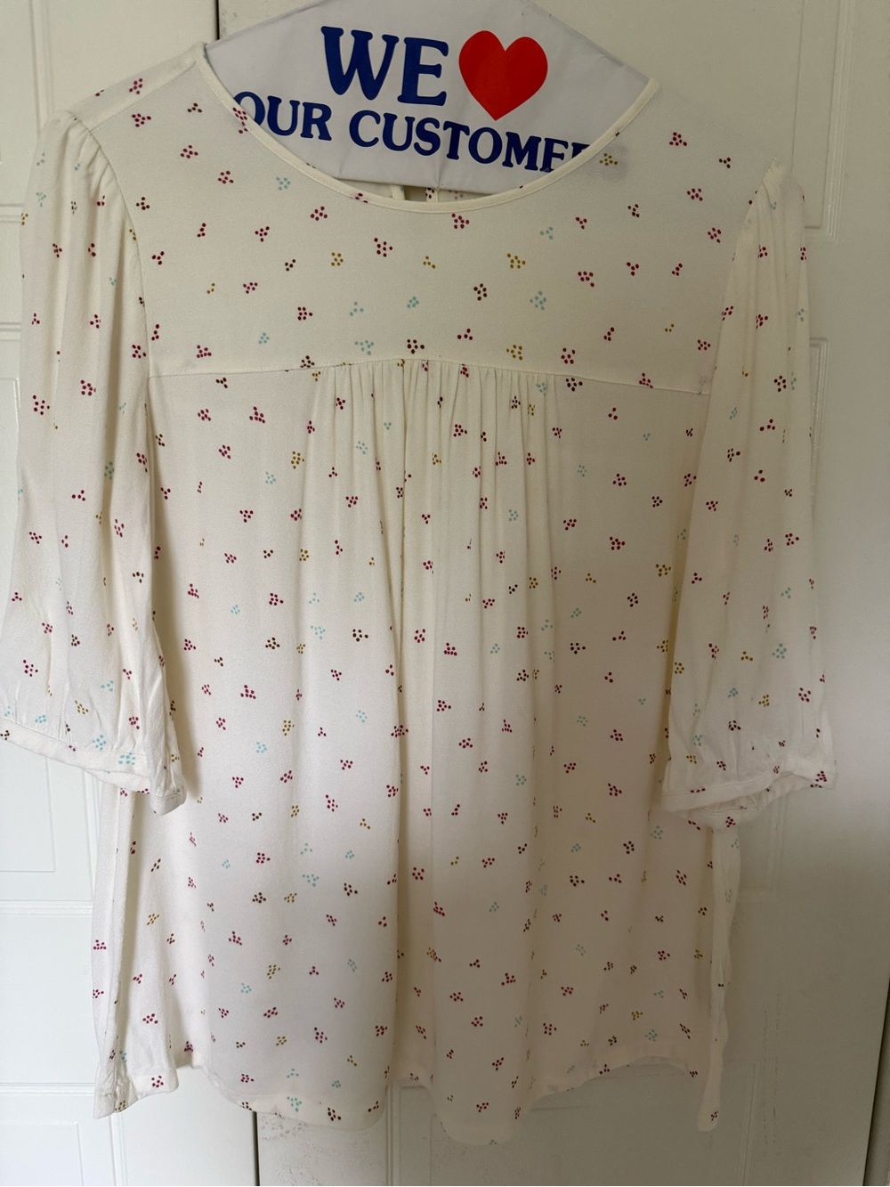 Boden women’s Cream Polka Dot top with Multicolor Cluster Print size 4